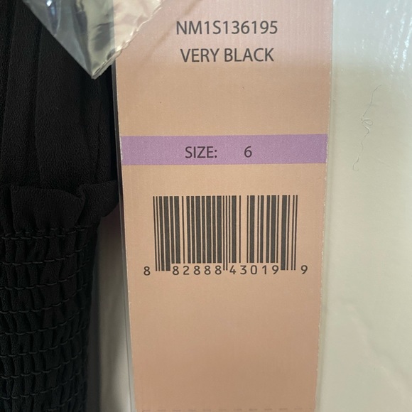 Dress - Picture 3 of 5